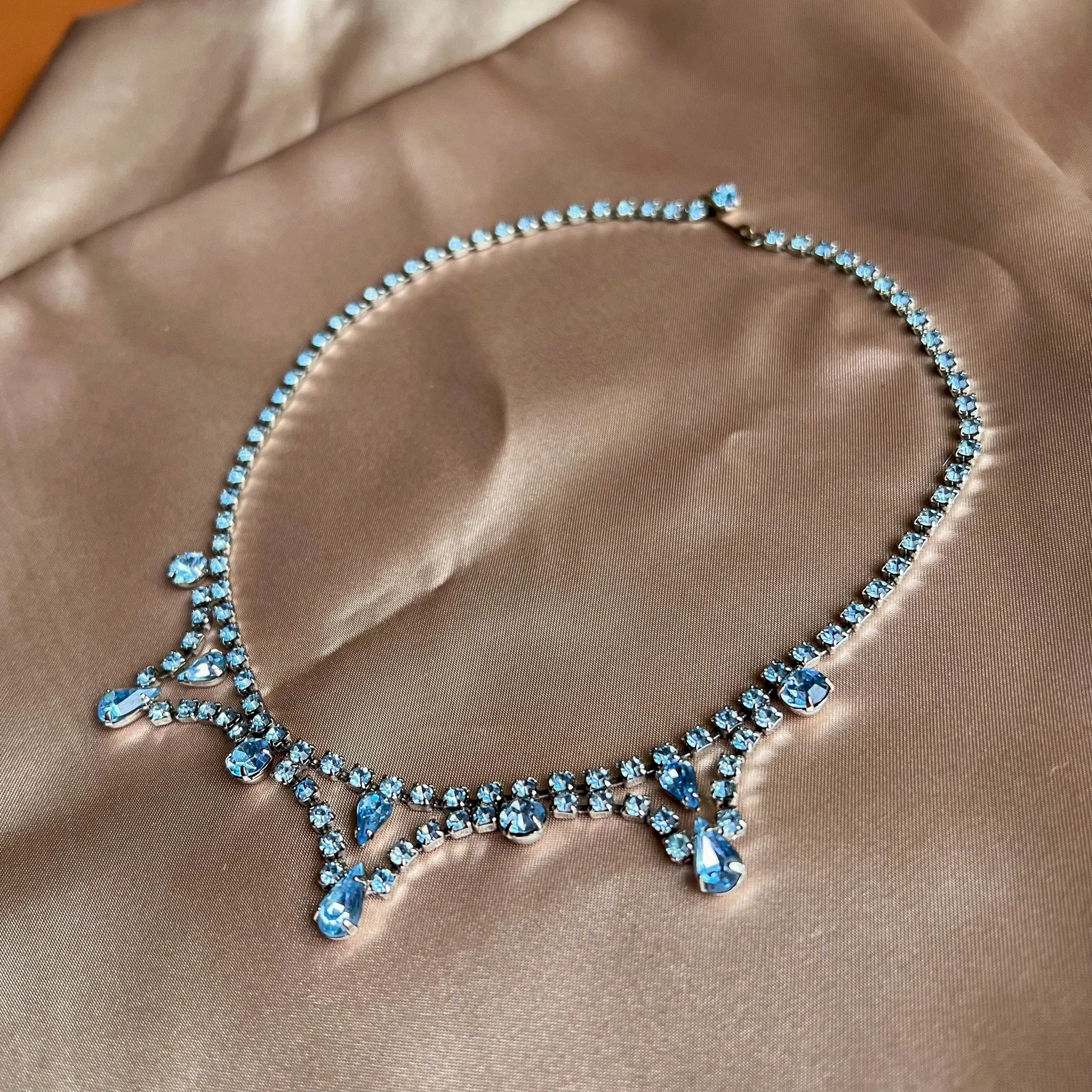 1950s Aquamarine Pointed Gemstone Necklace