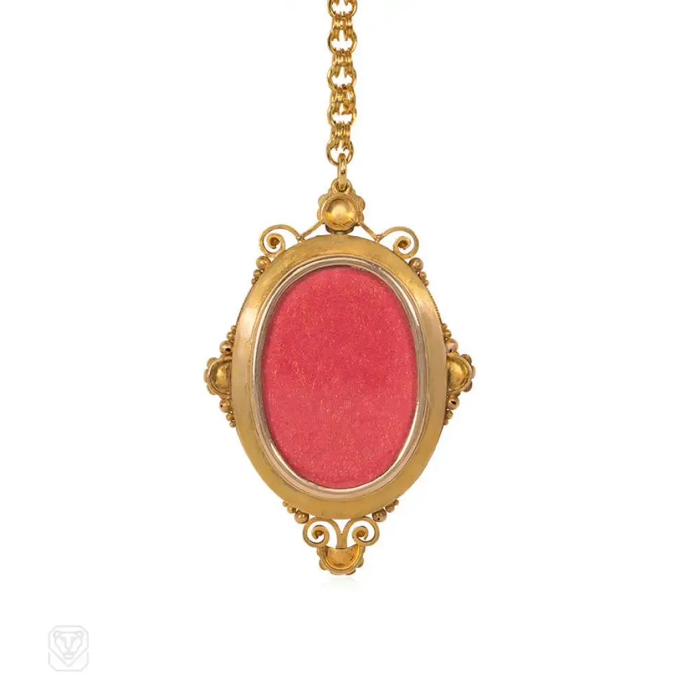 Antique gold and micromosaic pendant with doves