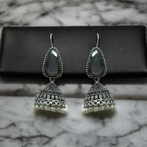 Pearlfect Glimmering Gemstone & Pearl Chandeliers