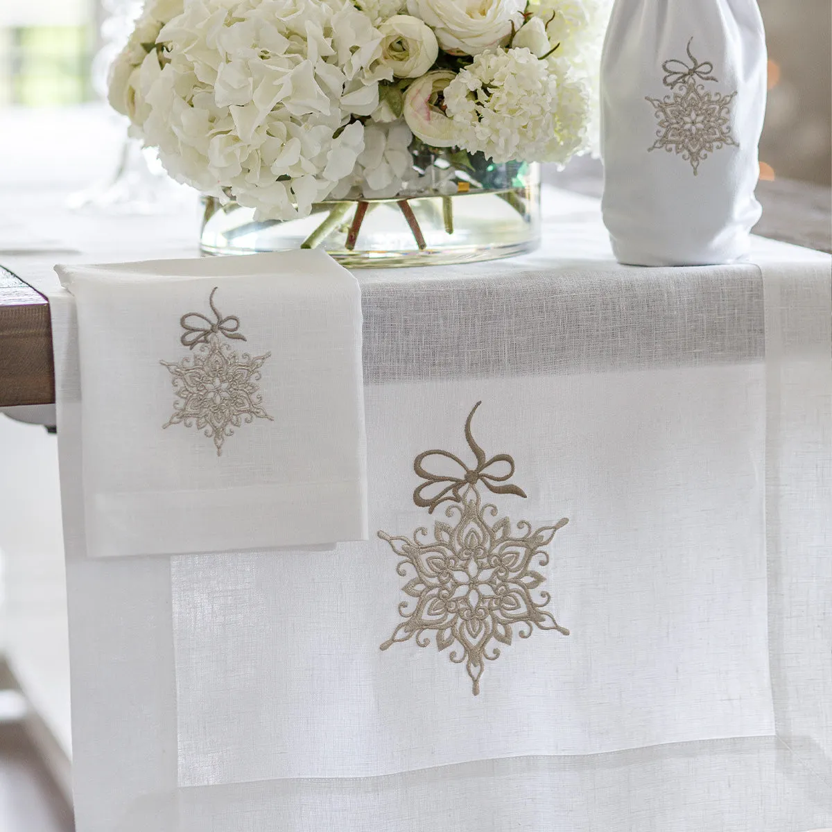 Snowflake Tri-Fold Napkin